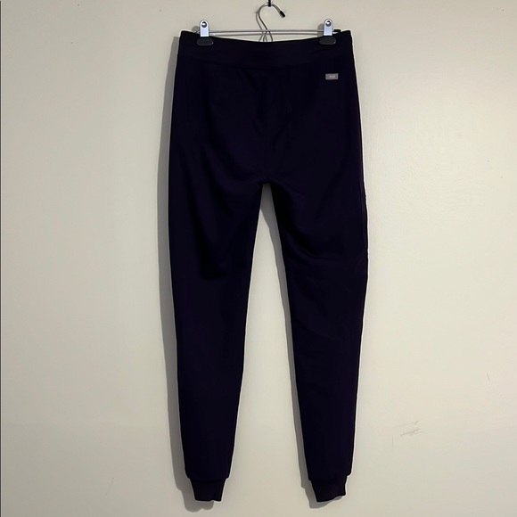 Figs Zamora Jogger Scrub Pants Purple Scrubs Bottoms - size Small Tall - Picture 16 of 16